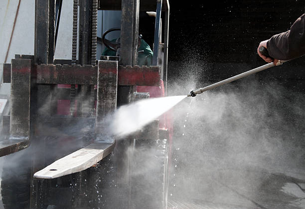 Best Deck Pressure Washing  in Brentwood, PA